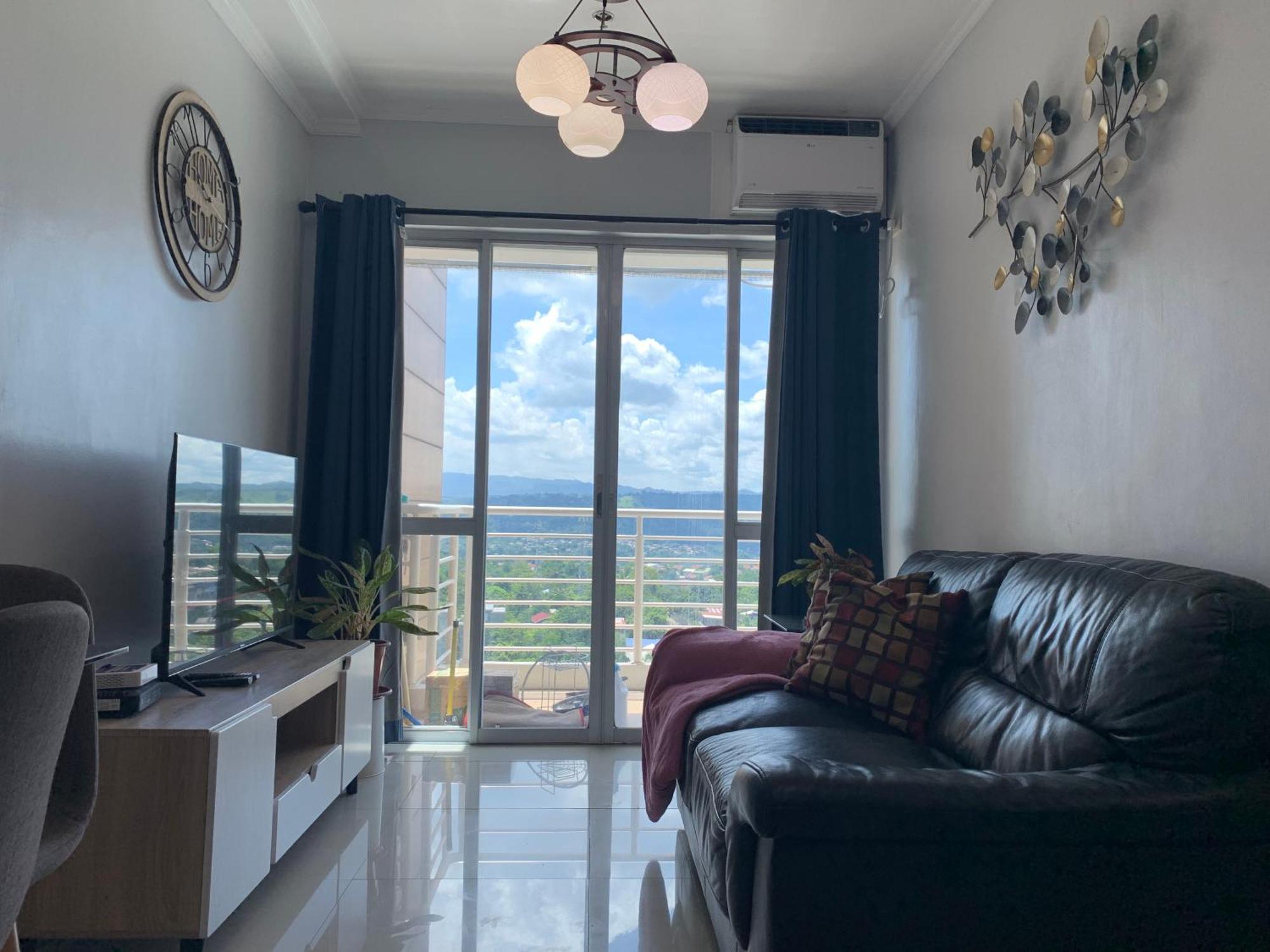 Spacious 2-Bedroom Condo,Wifi,Netflix,Free Parking Cagayan de Oro Exterior photo
